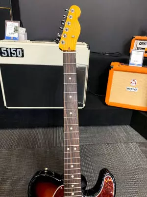Fender - American Professional II Telecaster, Rosewood Fingerboard - 3-Colour Sunburst 2
